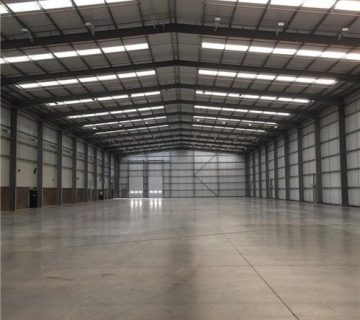 اجرای ساندویچ پانل سوله